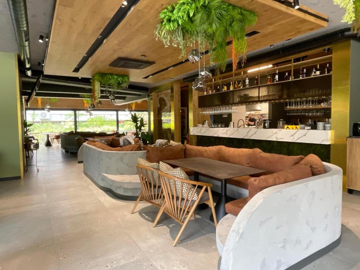 Mm Boutique Hotel Burgas Exterior photo